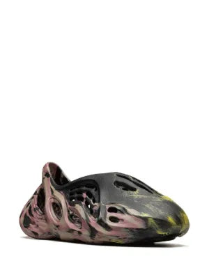 ADDIDAS FOAM RUNNER PREMIUM QUALITY