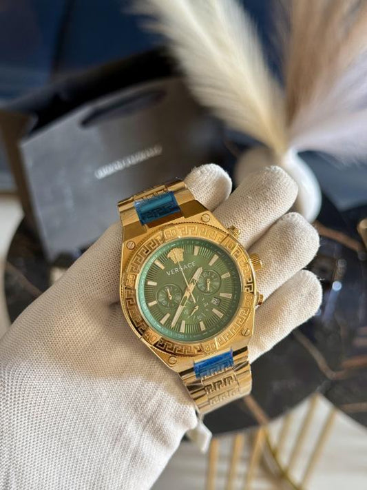 Versace Chain Reaction
