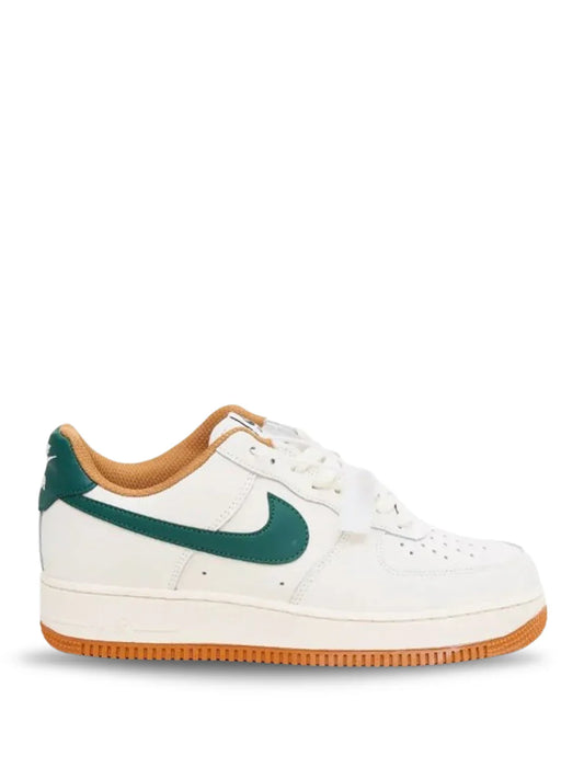 . Nik e airforce 1 hamava og colour way